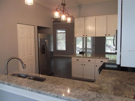 4th image of 4131 Wooley Ave