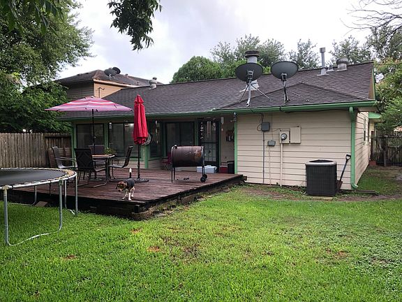 3rd image of 7523 Alegria Dr