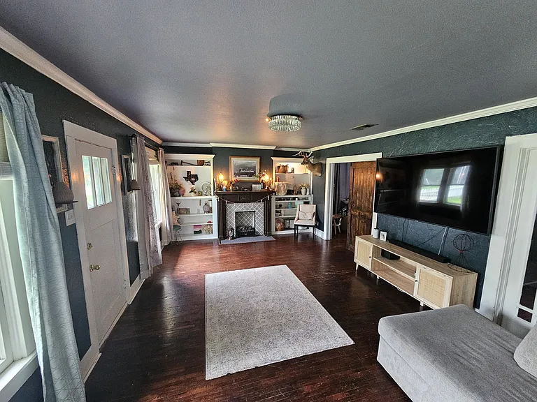 113 Claude Ave — Photo 11