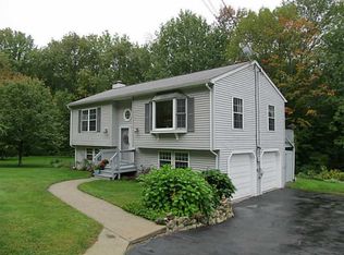 810 Hill Rd, Pascoag, RI 02859