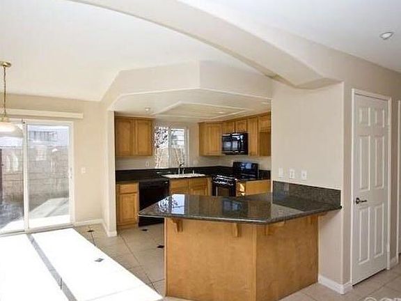5th image of 535 W D St APT G