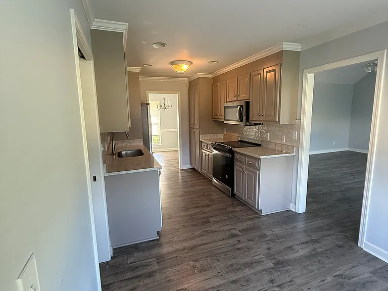 203 Bruce Meadow Rd — Photo 3
