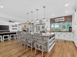 2040 Calle Pajaro Azul NW, Albuquerque, NM 87120