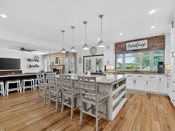 2040 Calle Pajaro Azul NW, Albuquerque, NM 87120