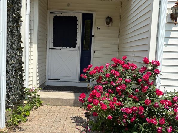 16 Maple St UNIT 16