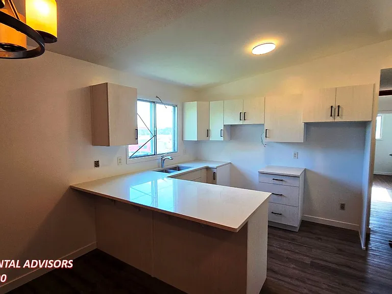 12804 81st St NW — Photo 2