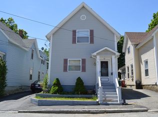 12 Robert St, Lowell, MA 01854