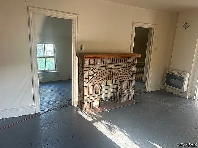 2 bed, 1200 sqft, $1,000 — Photo 2