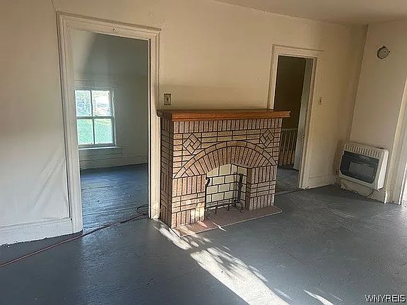 2nd image of 14 Box Ave #1
