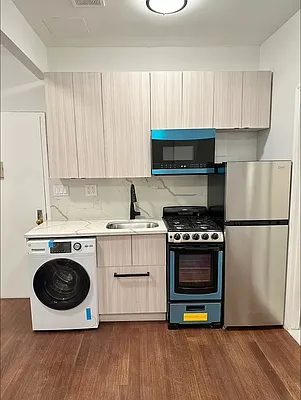 Rented by REAL New York | media 16