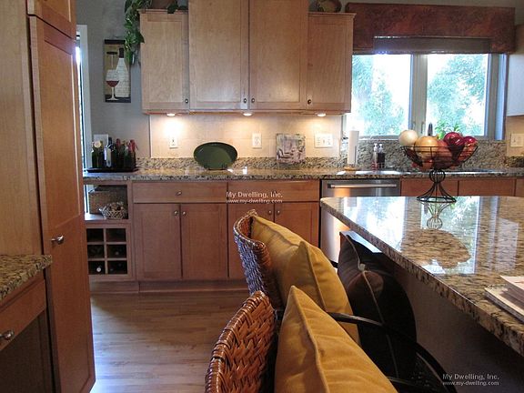 5th image of 1708 N Marshall St #1708