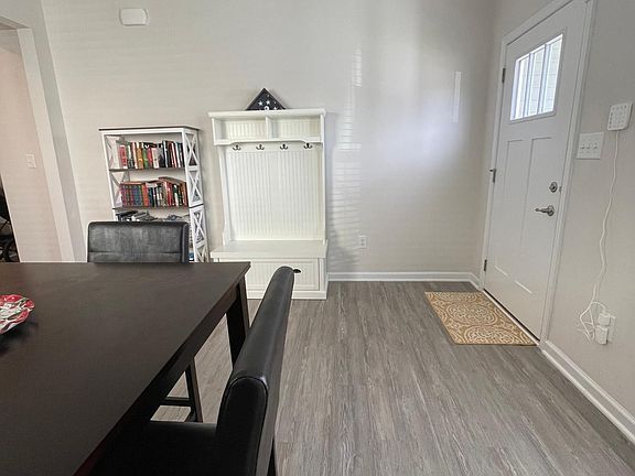 3rd image of 712 Hezekiah Little Dr