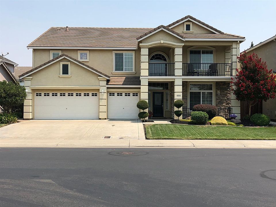 1st image of 10202 Windmill Cove Dr