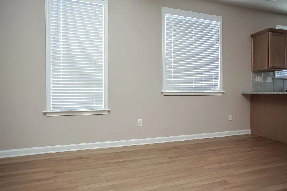 3 bed, 2.0 bath, 1796 sqft, $2,800 — Photo 3