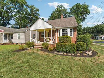 565 Glen Park Dr, Bay Village, OH, 44140