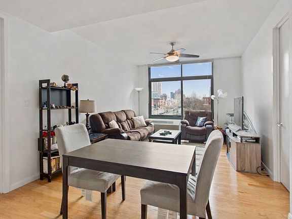 4th image of 4821 5th St APT 4M