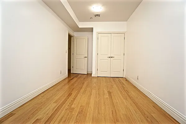 Rented by Bizzarro Agency | media 31