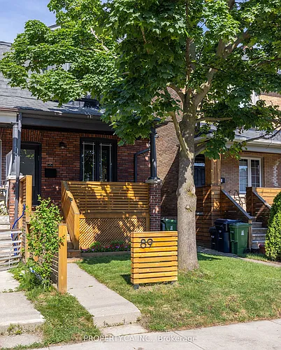 89 Greensides Ave E Photo 1
