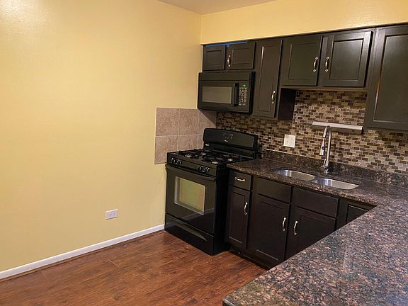 5th image of 1627 W Touhy Ave APT 201