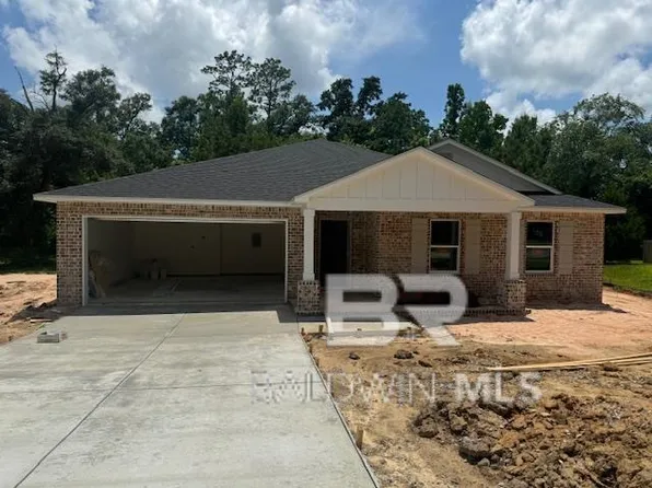 1911 Mary Jane Dr W, Bay Minette, AL 36507