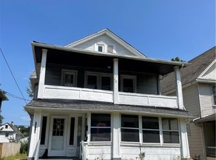 1519 Ridgewood Ave, Lakewood, OH 44107