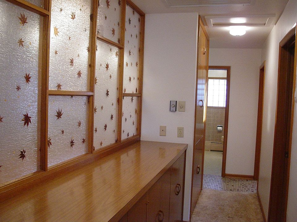 2nd image of 626 Delmar St