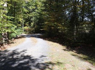 181 Basel Rd, Pine Bush, NY 12566