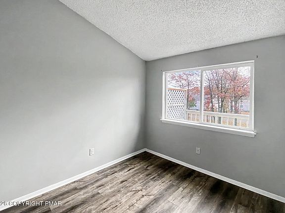 4th image of 105 View Ct APT 202