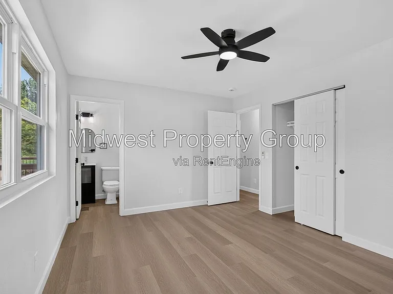 13 S Perry Cir — Photo 22