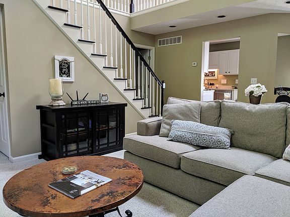 5th image of 2025 E Reserve Cir