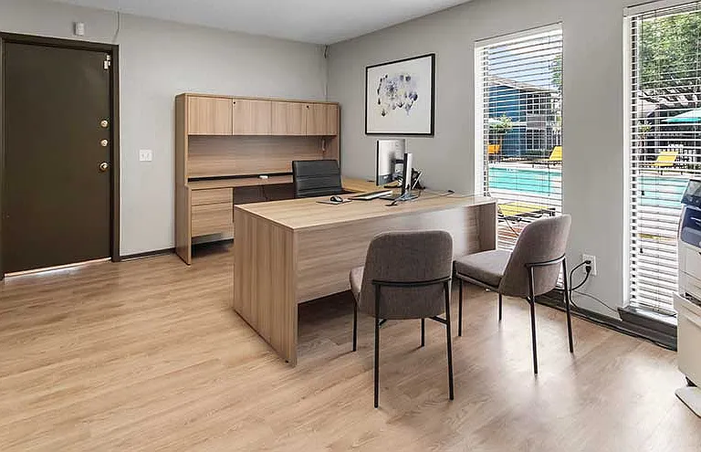Chelsea Creek Apartment Homes — Photo 17