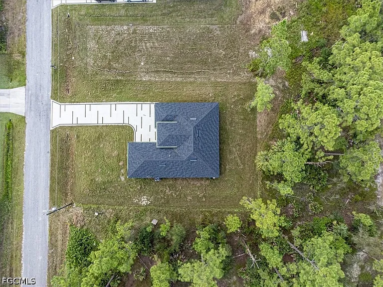 1310 Jefferson Ave — Photo 30