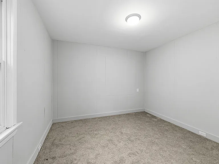 1930 Coltman Rd #3 — Photo 12