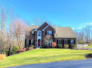 6 Apple Valley Rd, Washington, PA 15301