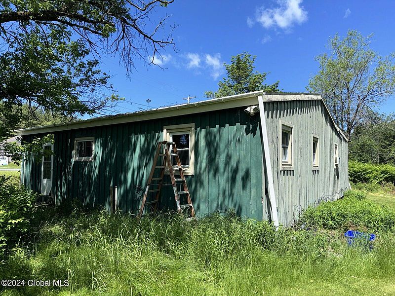 5th image of 535 Honeywell Corners Road