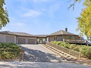 64 Dowds Ln, Chicopee, MA 01020