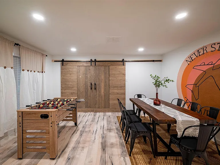 5918 Lattimer Dr — Photo 20