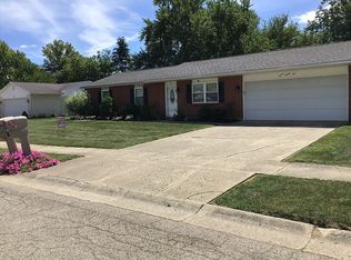 725 Peggy Dr, Eaton, OH 45320