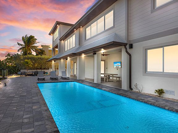 2nd image of 14 E Ocean Dr