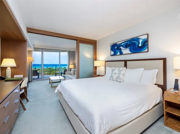 2139 Kuhio Ave #1702, Honolulu, HI 96815