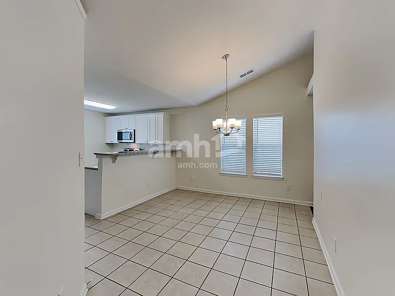 602 Fairgreen Trl — Photo 6