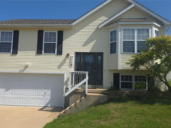 3114 Valley Oaks Dr, Imperial, MO 63052