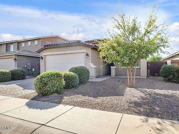 3rd image of 42070 N HINOKI Street