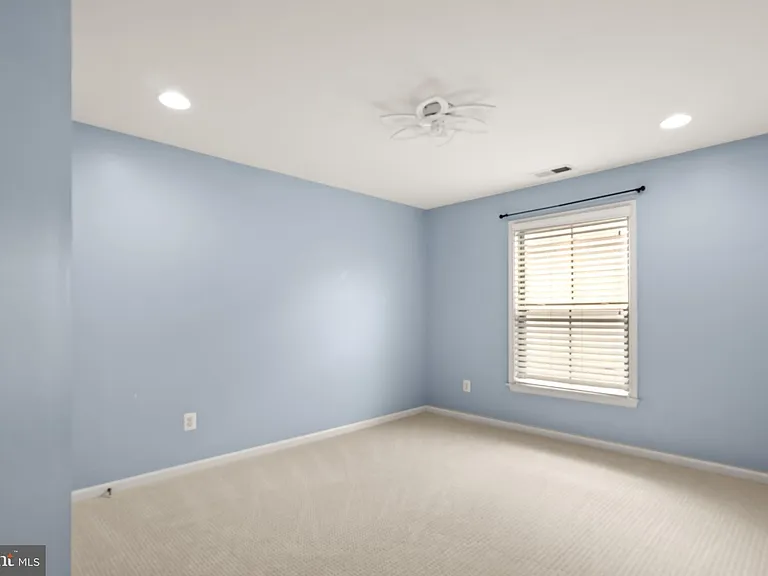 24839 Somerby Dr — Photo 39