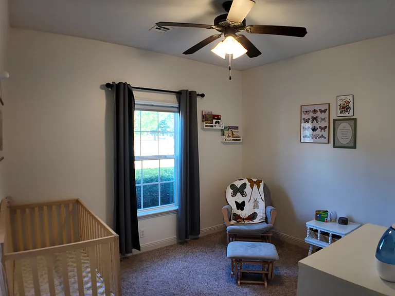 1624 Brewster Ln — Photo 11