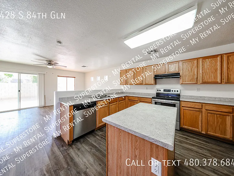 2428 S 84th Gln — Photo 9