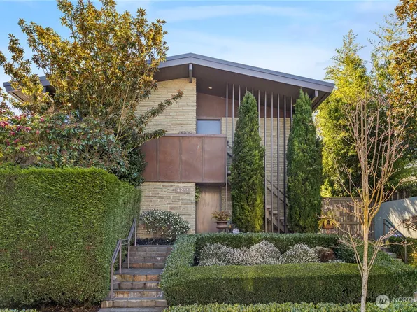 4209 E Lynn Street #2, Seattle, WA 98112