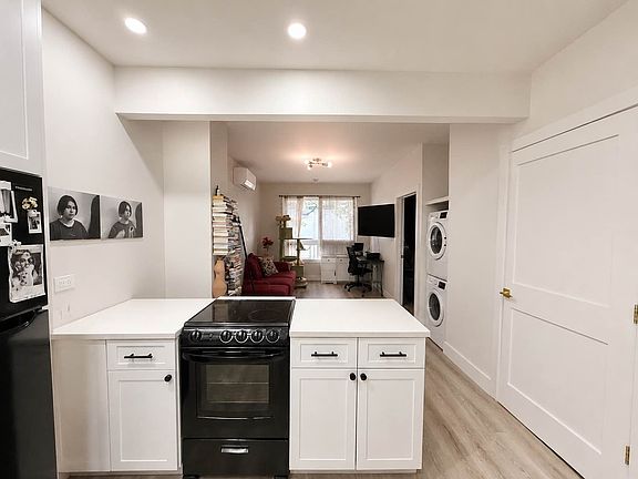 3rd image of 952 Bedford Ave #2D