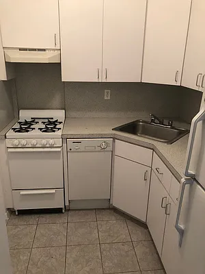 Rented by Punia & Marx Inc. | media 6