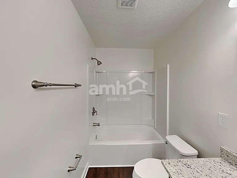 2433 Adams Lake Blvd — Photo 23